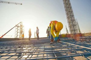 چالش‌ها و محدودیت‌های استفاده از مصالح نوین